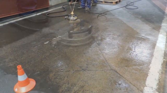 Очистка бетонных полов от от грязи Fodis Премиум на ОАО БОРИСОВСКИЙ ЗАВОД АГРЕГАТОВ смотреть онлайн