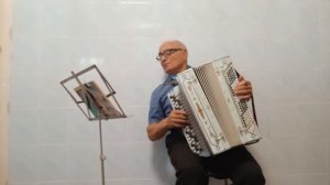 Тохтамыш Дмитрий - баянист с 70-летним стажем поет Землянку