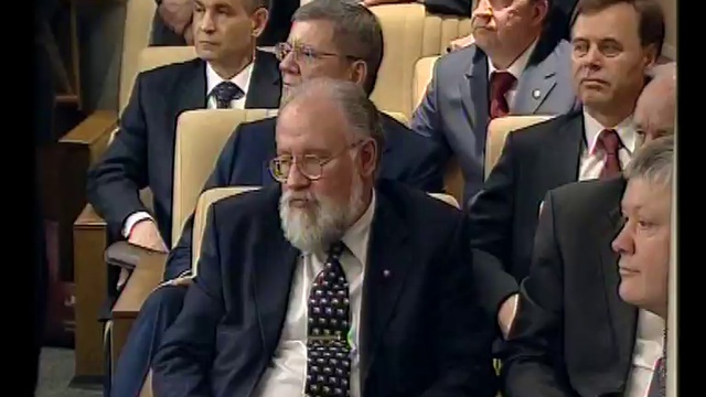 О необходимости тотального изменения системы! смотреть онлайн