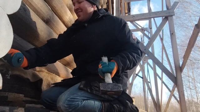 Правильная качественная конопатка рубленного дома. #конопатка43 смотреть онлайн