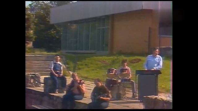 Artur Rinne ja ansambel Suveniir - Usun Sind смотреть онлайн