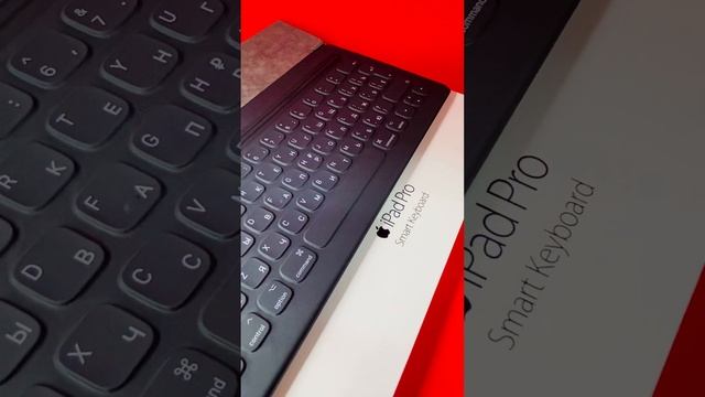 Клавиатура чехол Apple Smart keyboard для iPad pro 12.9