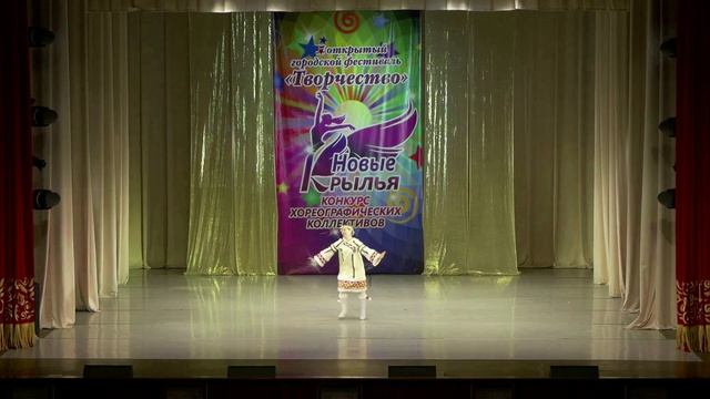 Танец "Якутяночка". Сольный танцевальный номер смотреть онлайн