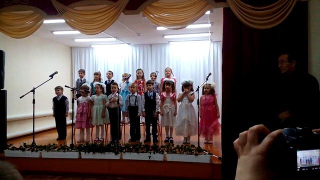 "Подари улыбку миру" смотреть онлайн