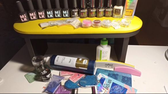 Распаковка и тестирование товаров для маникюра из магазина ParisNail
