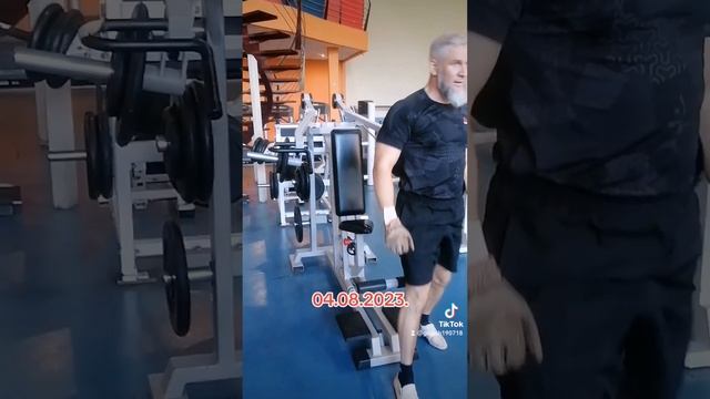 #тренировки #тренировкивзале #наспорте 3 раза в неделю и никаких отмазок.