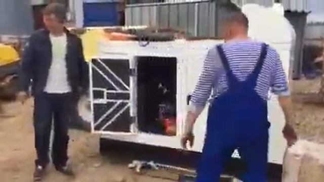 Дизельный генератор в шумозащитном кожухе для стройки смотреть онлайн