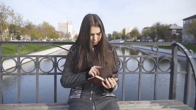 "Живые улицы" - Муса Джалиль смотреть онлайн