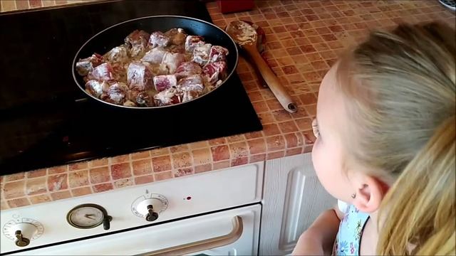 Рецепт - Говядина с хреном (в горшочках)!  Амелия в мире кулинарии!