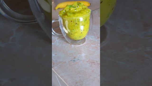 Смузи из манго и киви 🥝🥭