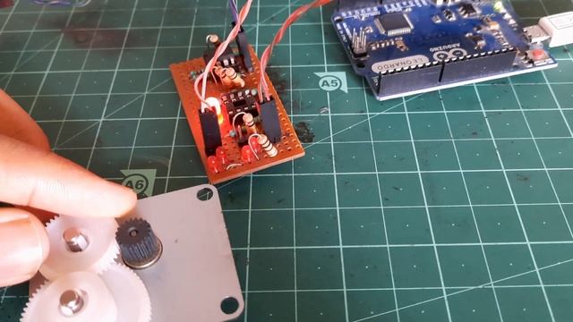Simple USB Volume Control with a Stepper Motor  Stepper Motor as Rotary Encoder  Arduino USB HID