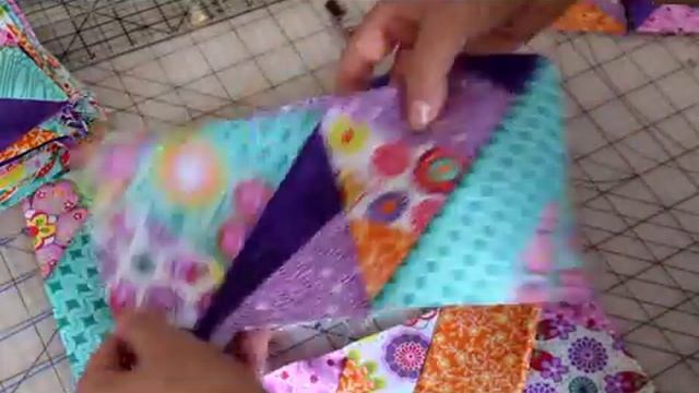 How to sew #Quilt squares using Fabric Jelly Roll - Video two смотреть онлайн