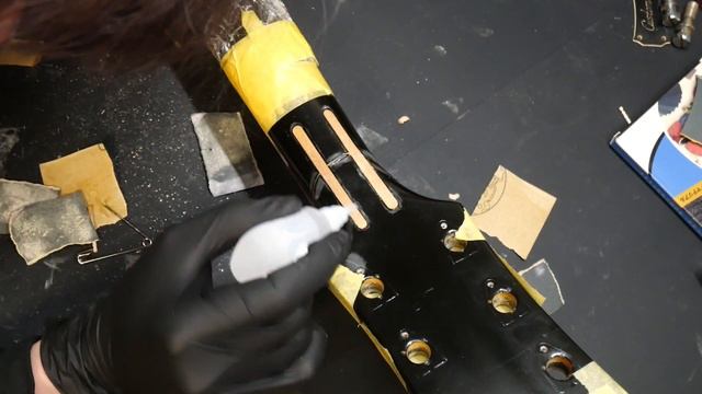 $2000 Guitar Restoration смотреть онлайн