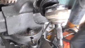 Замена гранаты GEELY  CK