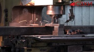 Станок консольно-фрезерный вертикальный FSS-400. ООО СЗХИ.