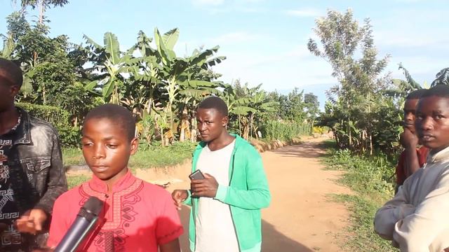 kumyaka 10 yatangiye kuyobora urusengero//atubwiye uko afata bamwe mubahanzi bitandukanye nibyo tuz смотреть онлайн