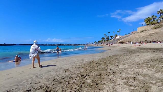 Beach walk | Playa del Duque | Tenerife | Spain 4K смотреть онлайн