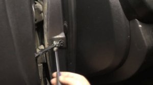 Устраняем скрип дверей! Скрипят двери? Разберемся и смажем! Экономия Авто!