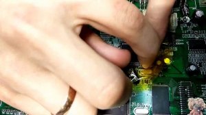 На экране телевизора полосы. Как убрать полосы на мониторе. Ремонтируем с Домовым Кузей.