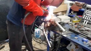 Замена катализатора на пламегаситель  HYUNDAI Creta