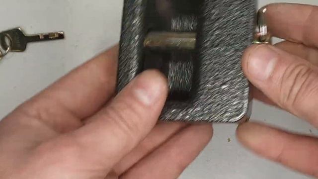 Замок Новый навесной Аллюр вс2-10-01С смотреть онлайн