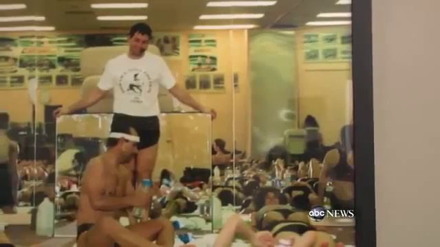 Controversial Bikram Yoga Guru Likes the Hea смотреть онлайн