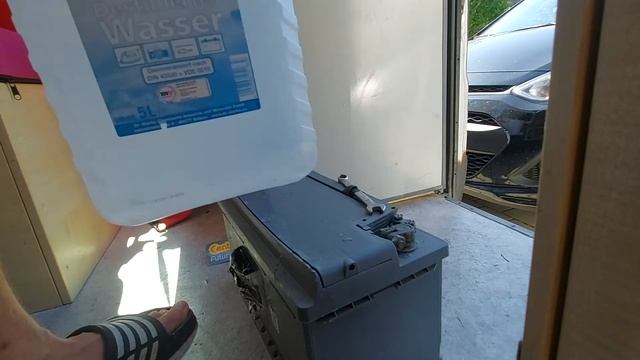 Солнечные панели в квартире и оживляю второй необслуживаемый аккумулятор смотреть онлайн