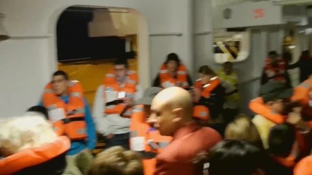 Последний круиз гиганта: история "Коста Конкордии" смотреть онлайн