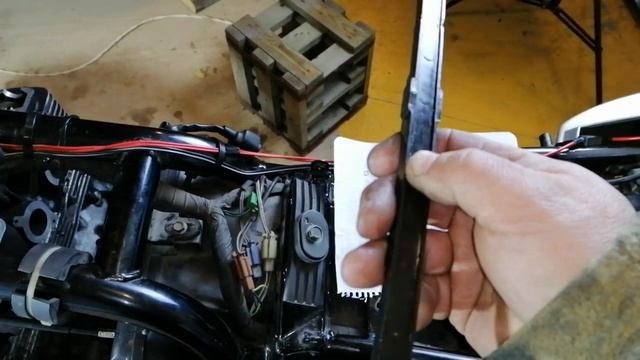 XJR 1200 СТАВЛЮ ГБЦ НА СТАРУЮ ПРОКЛАДКУ))) Замер компрессии после ремонта!!! (1).mp4