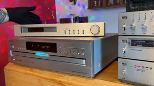 ONKYO DX-C390 6 DISC Compact Disc Changer & ONKYO AT-80 Vintage Audio Timer