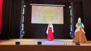 Дефиле татарских костюмов, районный фестиваль татарской культуры «Мирас», 28 мая 2022 г.