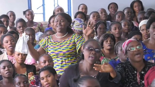 02 Bukavu, Congo Worship смотреть онлайн