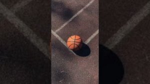 её жопа воу играю в баскетбол
