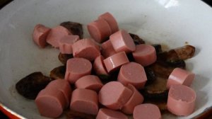 Шаурма по-домашнему с сосисками и грибами