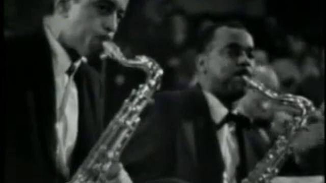 Diminuendo & Crescendo In Blue - Part 1 смотреть онлайн