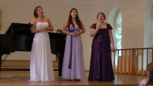 Юлия Овчинникова, Полина Удовенко и Оксана Парфенова - Трио "Ночевала тучка золотая..."