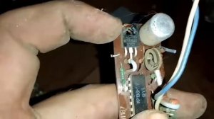 разбираю магнитофон "КАССЕТНАЯ МАГНИТОЛА АЗАМАТ 302" сколько драгметаллов?