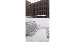 Привезли триплекс для монтажа стеклянных ограждений французских балконов ЖК ЗИЛАРТ.