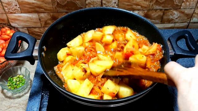 Aloo Gajer Recipe..How To Make Potato Carrot Mix Vegetable. Village Food By Maria Ansari. смотреть онлайн
