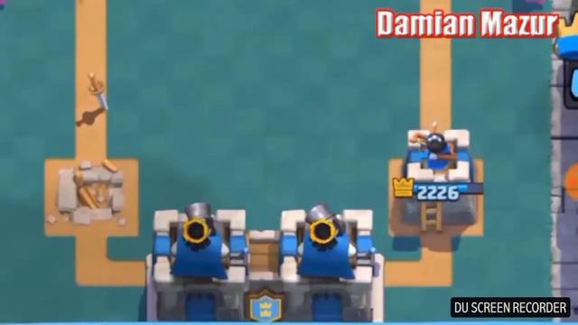 Прикольный моменты на clash royal смотреть онлайн