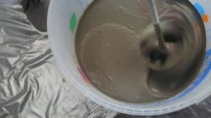 Укладка резинового покрытия с использованием строительной химии MAPEI