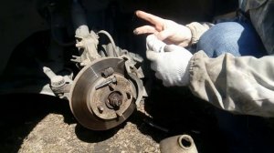 Стучит Ходовка на Nissan AD. Устраняем. Стук подвески в Передней части.