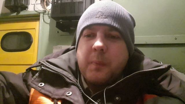 ПОЧЕМУ ЛЮДИ БОЯТСЯ ВЫДЕЛЯТЬСЯ ИЗ ТОЛПЫ