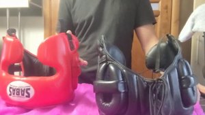 обзор и сравнение боксерских шлемов Uma vs Sabas и Cleto Reyes SE388.