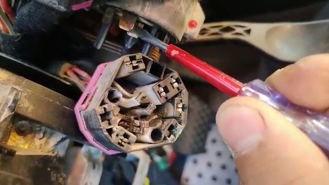 Ауди а6с5 Пропал звук сигнал ?, далньний свет и ближний свет, дворник. Проблема решена. смотреть онлайн