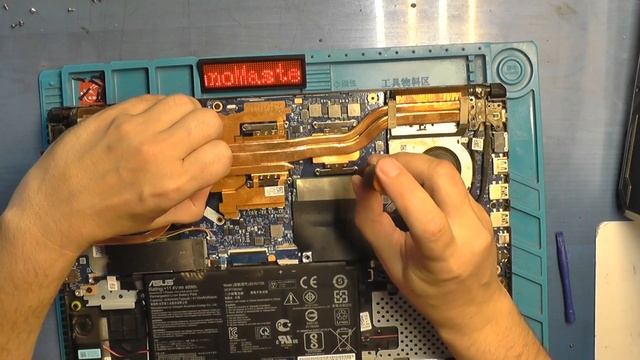 Обслуговування ноутбука ASUS TUF Gaming A17 смотреть онлайн