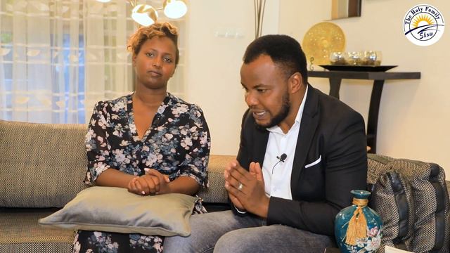 UMVA BIMWE MU BINYOMA ISI IBESHYA KU RUGO By Couple Elzabeth & Camarade смотреть онлайн