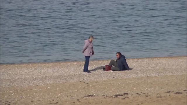 рыбаков много  а как на счет улова смотреть онлайн