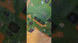 Sony PlayStation 4 Pro термопаста и прокладки Arctic cooling