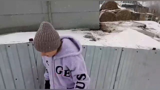 Типы людей на горке**нам не помогла погода** смотреть онлайн